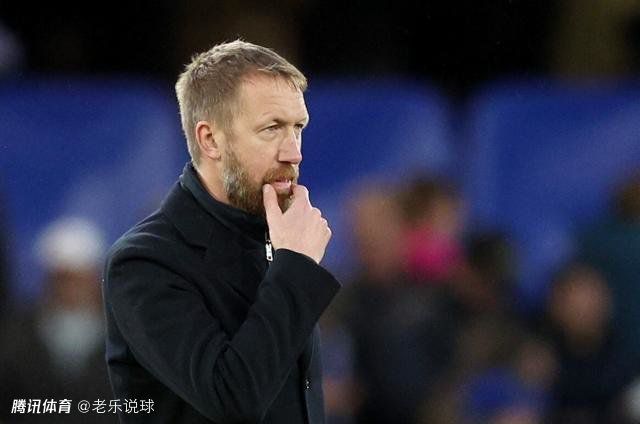 除了迈尔斯;莫拉莱斯，我们熟悉的初代蜘蛛侠彼得;帕克也会登场，女版蜘蛛侠格温;斯黛西也将惊喜亮相，再加上最新曝光的暗影蜘蛛侠